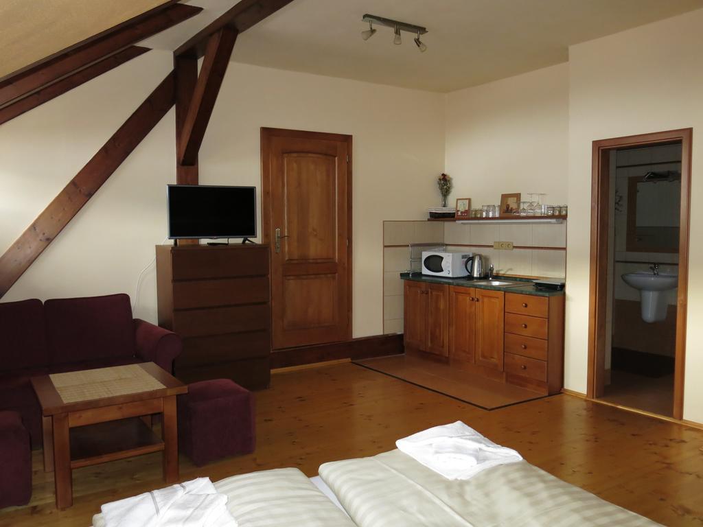 Dum U Jelena Apartment Vimperk Cameră foto